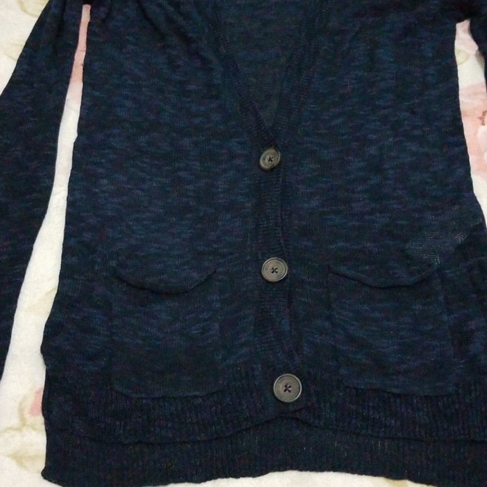 Cardigan - Picture 2 of 3